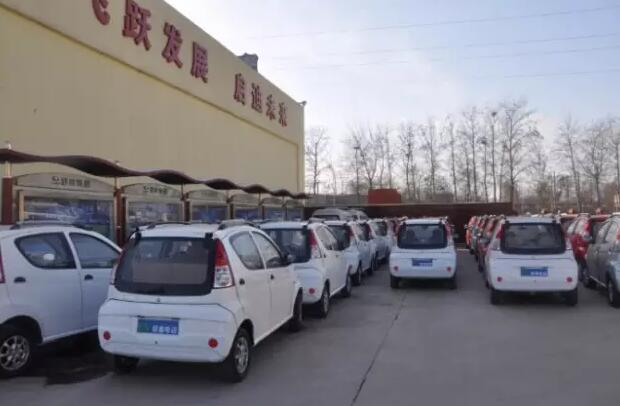 公海彩船6600电动汽车批量发车湖南—迎接春的脚步