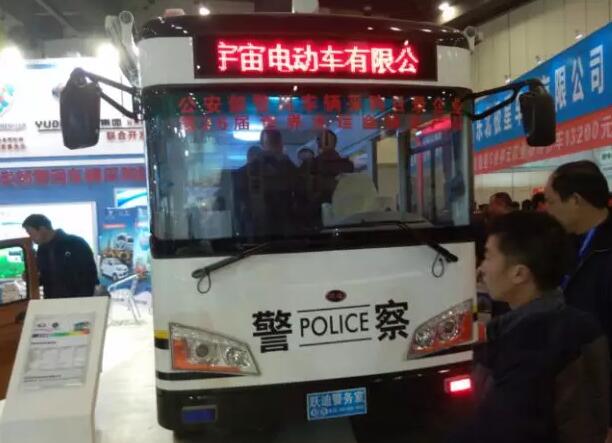 公海彩船6600汽车郑州展独领风骚，捷报订单持续回传，公海彩船6600发展已势不可挡！