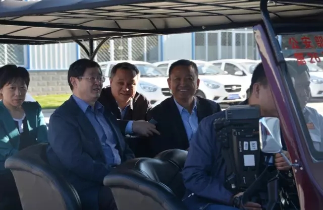 石家庄市政府观摩团一行到河北公海彩船6600集团参观考察