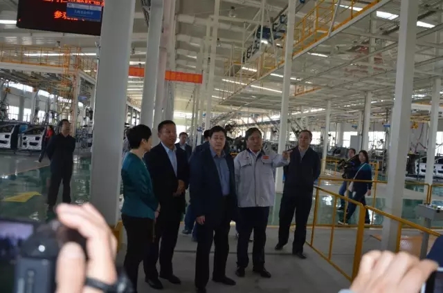 石家庄市政府观摩团一行到河北公海彩船6600集团参观考察
