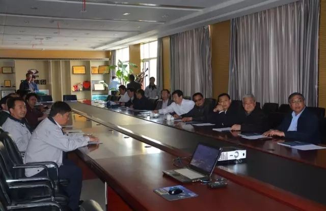 原河北省委常委、省纪委书记臧胜业一行到河北公海彩船6600集团参观考察