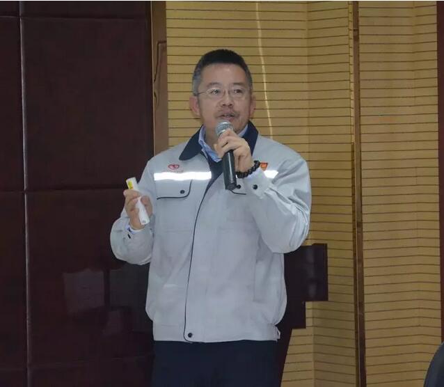 公海彩船6600集团副总裁杨宏