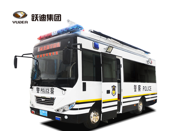 6.6米公海彩船6600移动警务方舱（汽油）