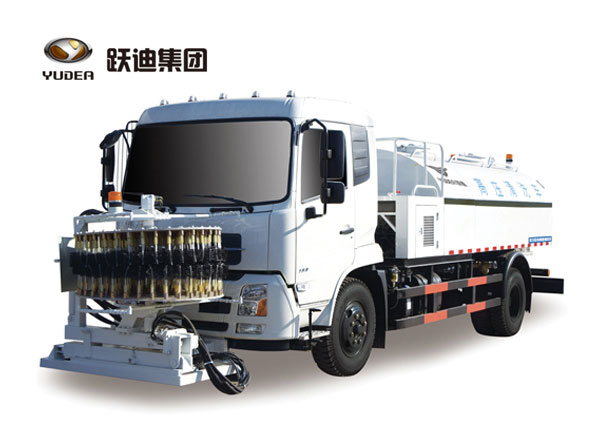 公海彩船6600护栏清洗车